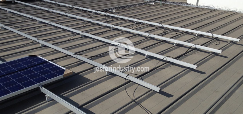 кронштейны для солнечных батарей на металлической крыше